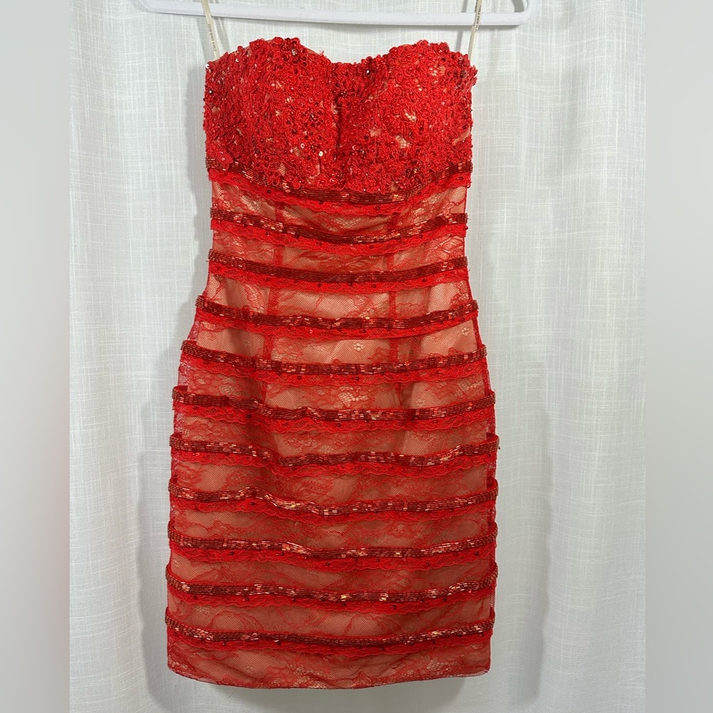 Sherri Hill red embellished cocktail strapless dress beaded lace mini short hoco